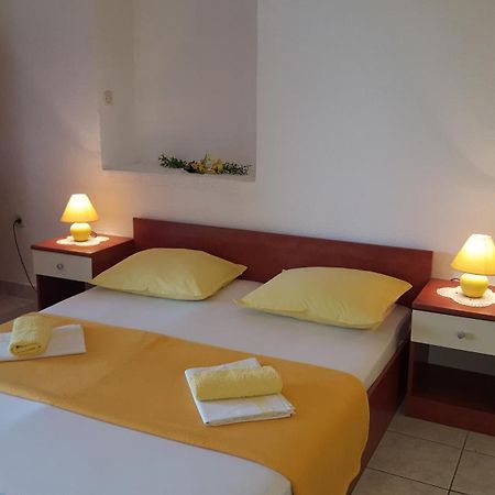 Apartments With A Parking Space Gradac, Makarska - 11332 Gradac (Split-Dalmatia) Quarto foto