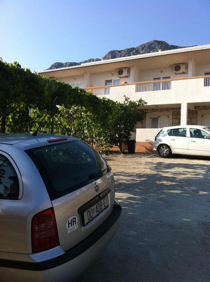 Apartments With A Parking Space Gradac, Makarska - 11332 Gradac (Split-Dalmatia) Exterior foto