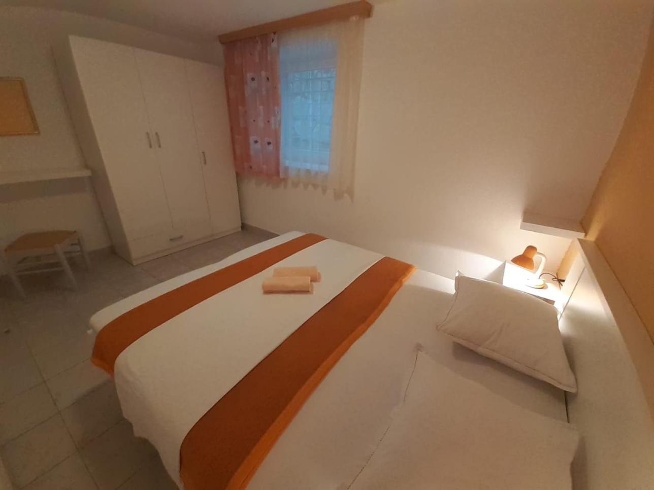 Apartments With A Parking Space Gradac, Makarska - 11332 Gradac (Split-Dalmatia) Quarto foto